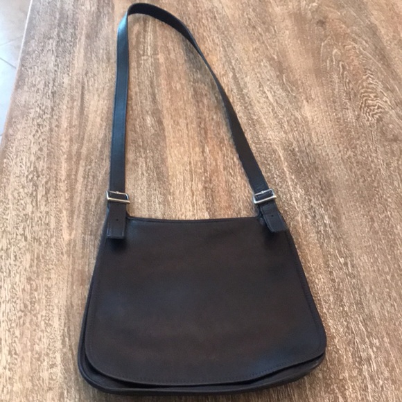 Black Leather Coach HandBag - Picture 2 of 6